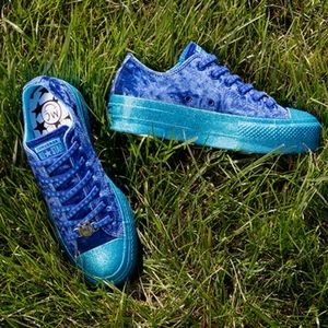 NEW Converse Ctas OX Miley Cyrus Women's Blue Platform Sneakers